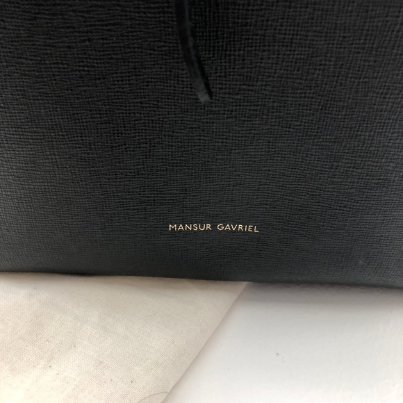 Mansur Gavriel Mini Bucket Bag in Saffiano/Black/Flamma. - Picture 6 of 6